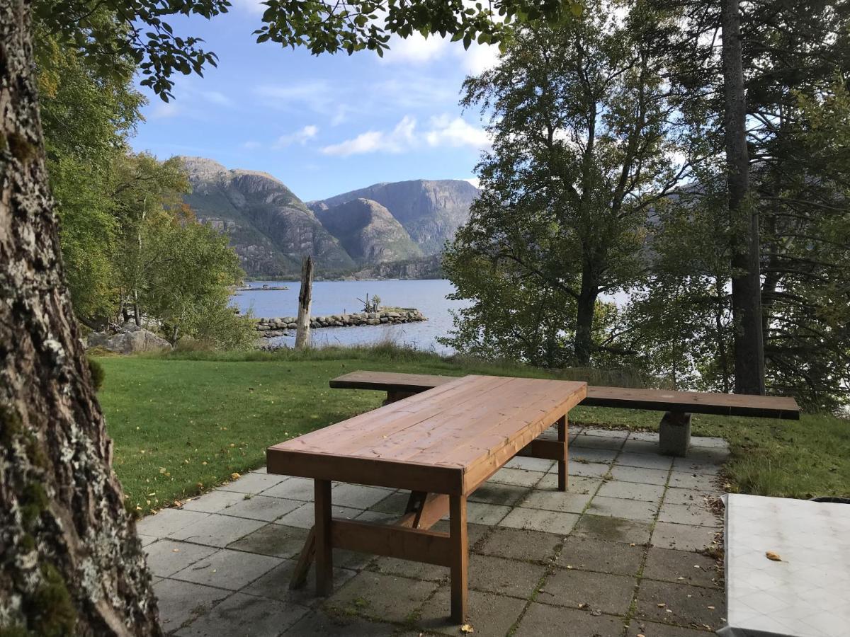 Seaside 3-Bedroom House Svelgen Εξωτερικό φωτογραφία
