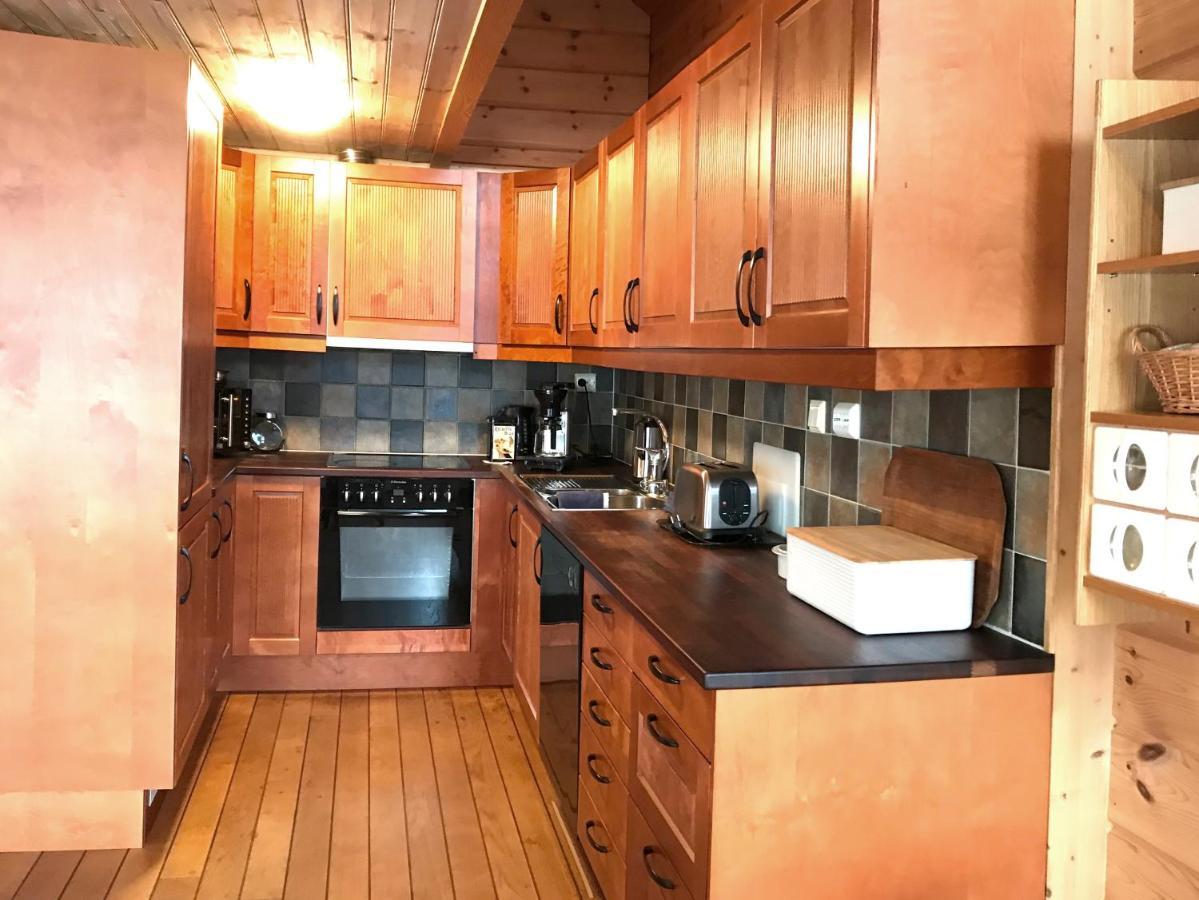 Seaside 3-Bedroom House Svelgen Εξωτερικό φωτογραφία